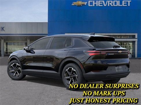 New 2026 Chevrolet Equinox EV LT image 3