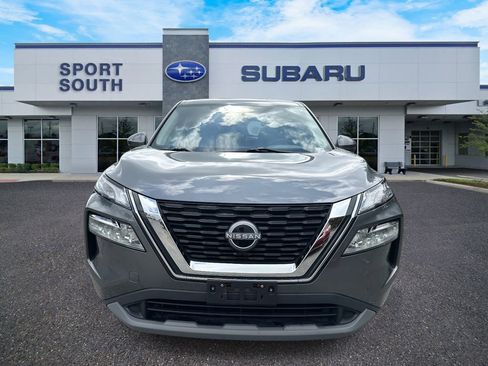 Used 2022 Nissan Rogue SV image 9