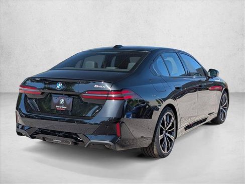 New 2027 BMW 540i xDrive w/ M Sport Package AWD/4WD image 2