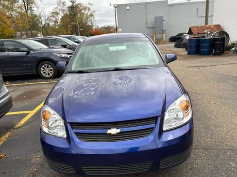 Used 2007 Chevrolet Cobalt LT image 2