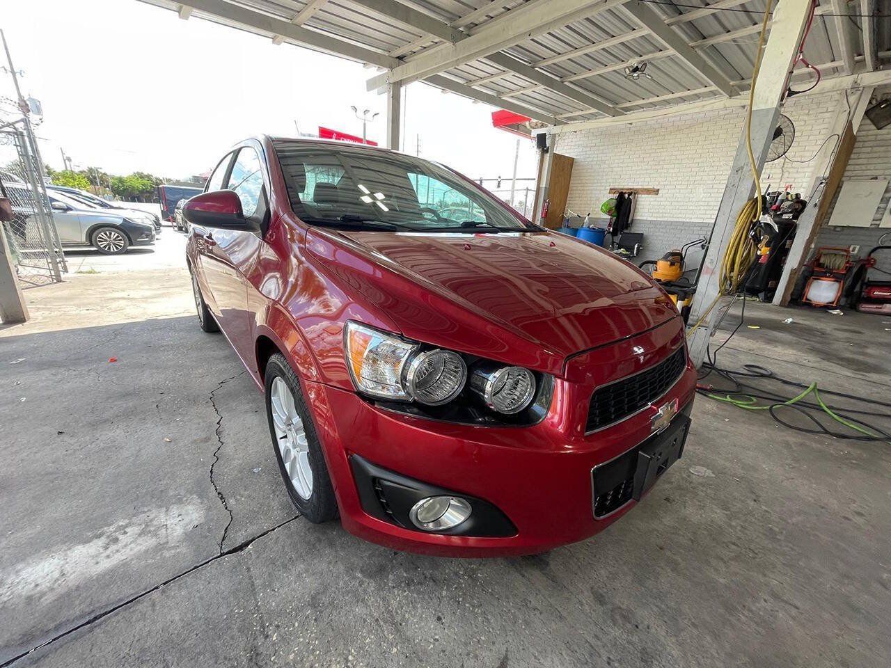 Used 2016 Chevrolet Sonic LT w/ Wheels and Fog Lamp Package FWD image 5