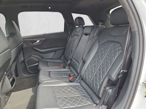 Used 2021 Audi SQ7 Prestige w/ Prestige Package image 10