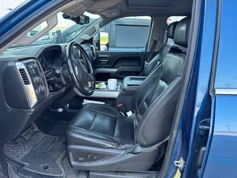 Used 2018 Chevrolet Silverado 2500 LTZ w/ Duramax Plus Package AWD/4WD image 15