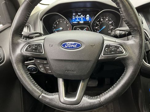 Used 2015 Ford Focus Titanium FWD image 16