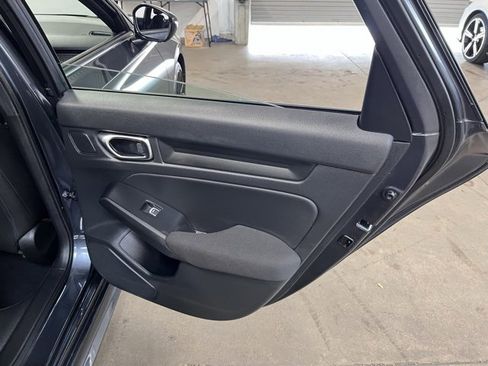 Used 2025 Honda Civic Sport image 15