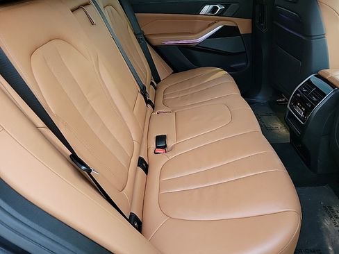 Used 2020 BMW X5 xDrive40i w/ Premium Package image 16