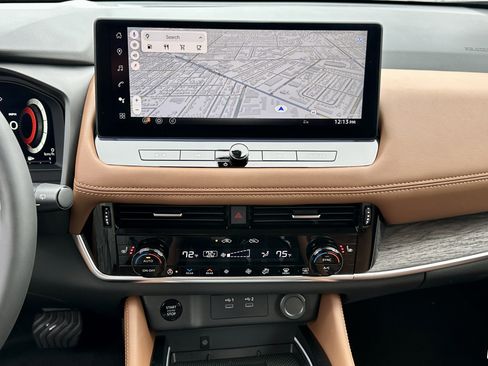 New 2026 Nissan Rogue Platinum AWD/4WD image 31