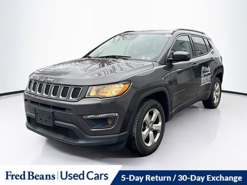 Used 2018 Jeep Compass Latitude w/ Popular Equipment Group image 3