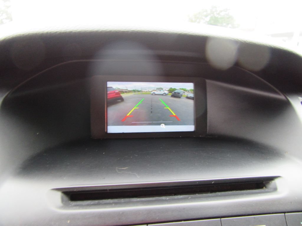 Used 2015 Ford Focus SE w/ Equipment Group 201A FWD image 15