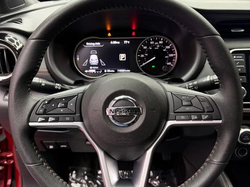 Used 2019 Nissan Kicks SR w/ Exterior Electronics Package FWD image 13
