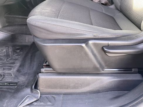 Used 2021 GMC Sierra 2500 4x4 Crew Cab w/ Convenience Package image 10