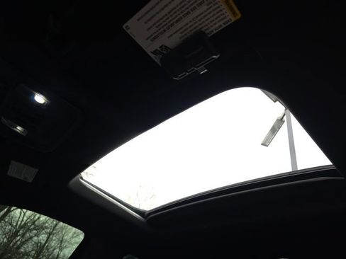 Used 2025 Chevrolet Silverado 1500 ZR2 image 27