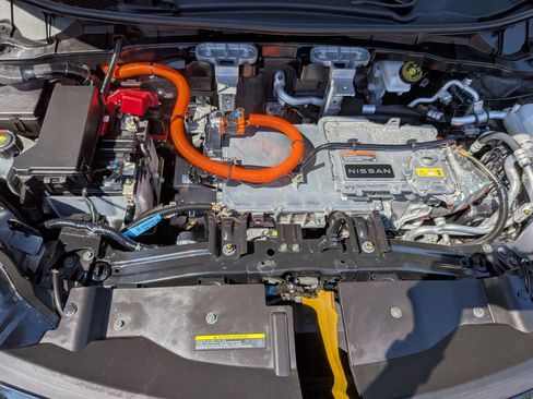 Used 2023 Nissan Ariya FWD image 39