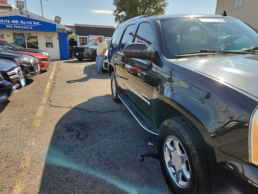 Used 2012 GMC Yukon Denali AWD/4WD image 3