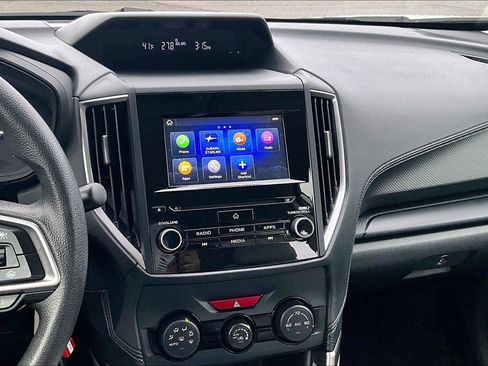 Used 2023 Subaru Forester Base image 6