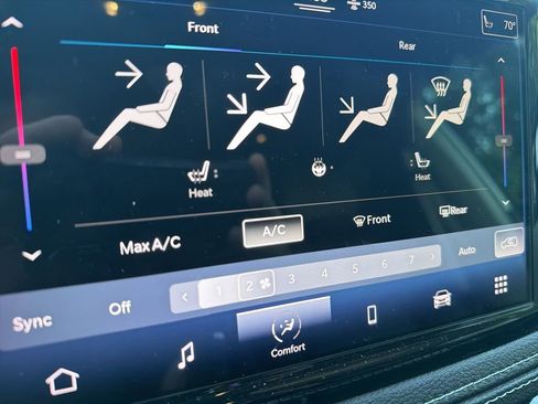 Certified 2022 Chrysler Pacifica Touring-L FWD image 18