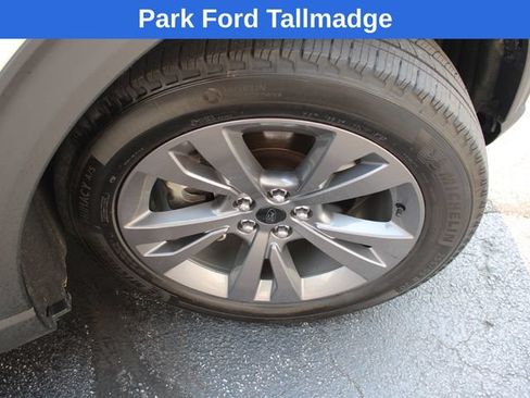 Used 2023 Ford Explorer XLT w/ Equipment Group 202A AWD/4WD image 29