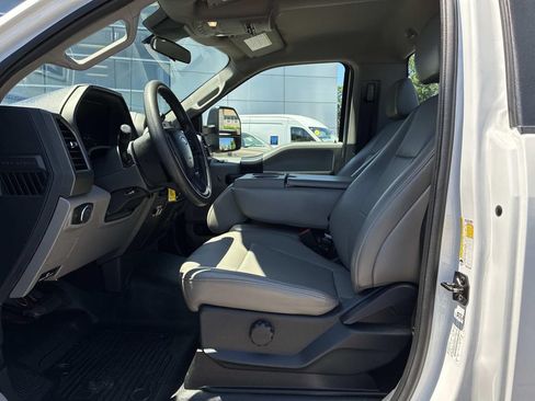 Used 2022 Ford F250 XL w/ Power Equipment Group AWD/4WD image 17