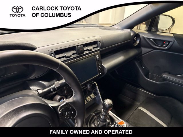 Used 2024 Toyota GR86 Premium RWD image 19