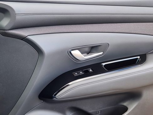 New 2026 Hyundai Tucson Limited AWD/4WD image 18