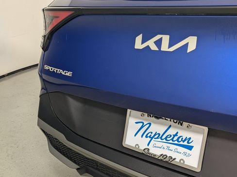 Used 2024 Kia Sportage X-Line w/ X-Line Premium Package AWD/4WD image 7