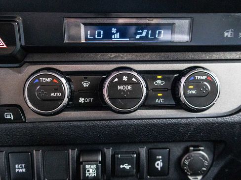 Certified 2023 Toyota Tacoma TRD Off-Road w/ Black Out Package (TMS) AWD/4WD image 35
