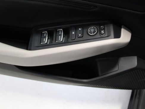 Certified 2023 Honda Accord EX image 11