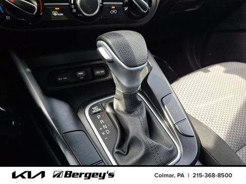 Certified 2023 Kia Soul LX w/ LX Technology Package FWD image 16