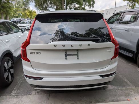 Used 2023 Volvo XC90 T8 Plus w/ Protection Package AWD/4WD image 3