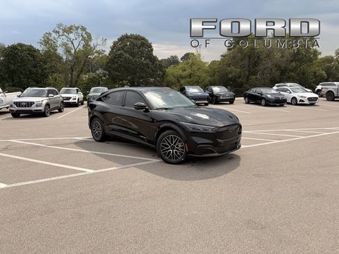 New 2025 Ford Mustang Mach-E Premium image 1