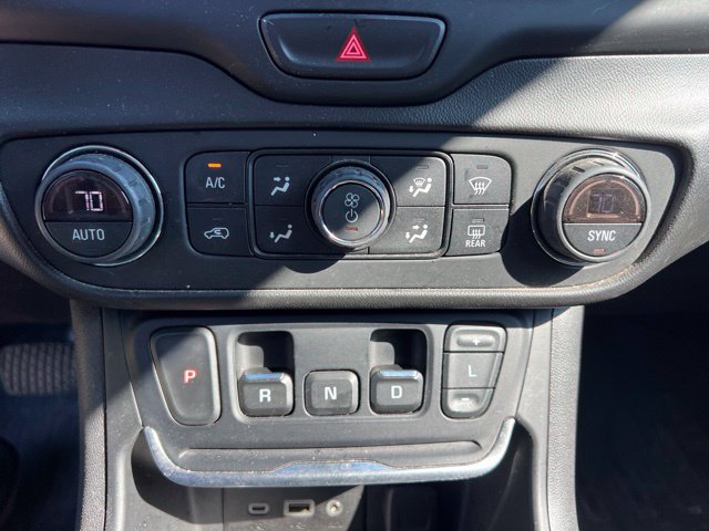 Used 2020 GMC Terrain SLE w/ Driver Convenience Package AWD/4WD image 22
