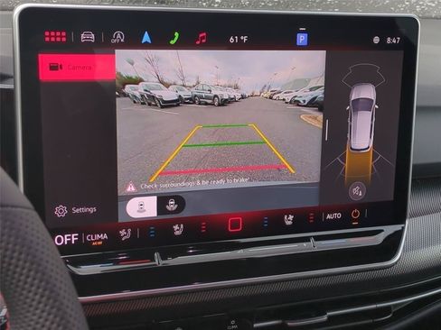 New 2026 Volkswagen GTI SE FWD image 12