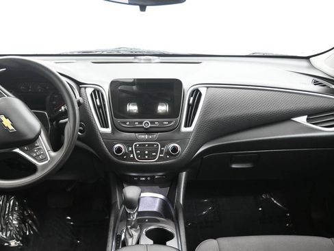 Used 2023 Chevrolet Malibu LT FWD image 10