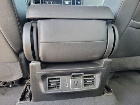 Used 2024 GMC Sierra 1500 SLT RWD image 23