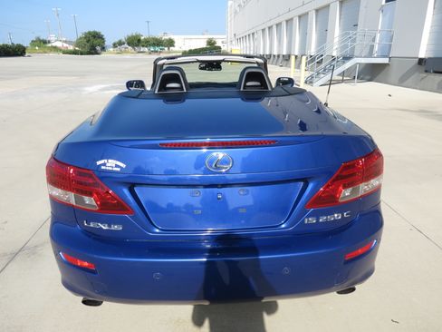 Used 2010 Lexus IS 250C RWD image 13