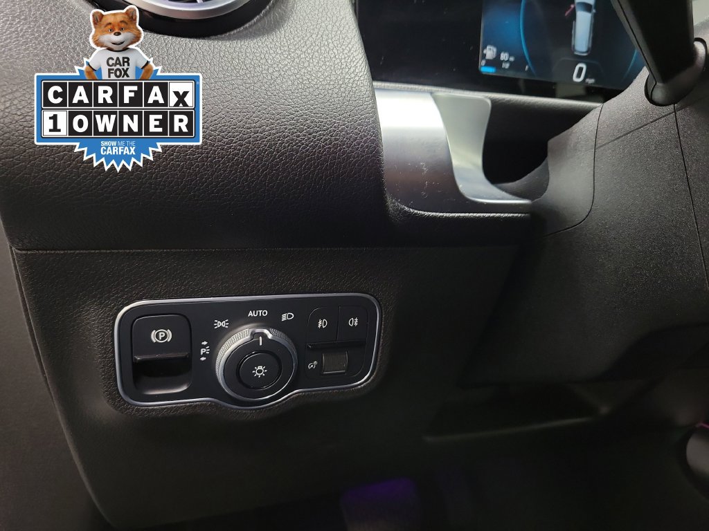 Used 2020 Mercedes-Benz GLB 250 image 27
