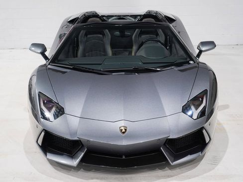 Used 2014 Lamborghini Aventador LP 700-4 image 28