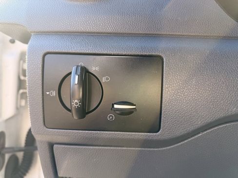 Used 2012 Ford Transit Connect XLT image 21