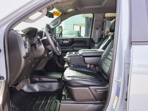 Used 2024 GMC Sierra 2500 Pro w/ 1SA Pro Safety Plus Package image 11