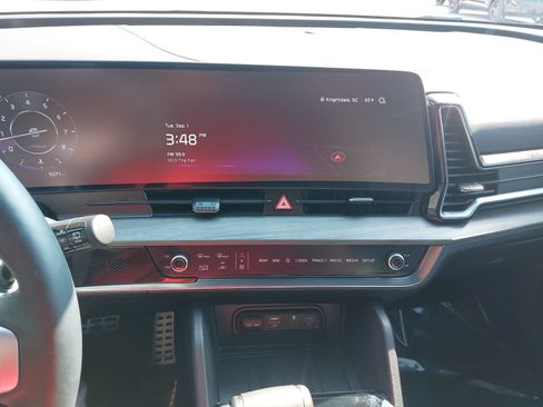 Used 2025 Kia Sportage X-Pro Prestige AWD/4WD image 19