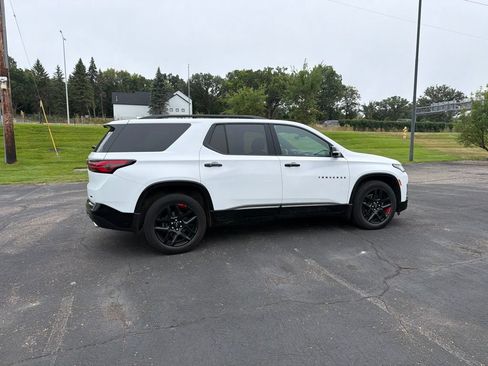 Used 2022 Chevrolet Traverse Premier w/ Redline Edition AWD/4WD image 27