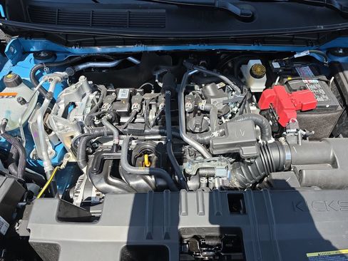 New 2026 Nissan Kicks SR w/ SR Premium Package FWD image 27