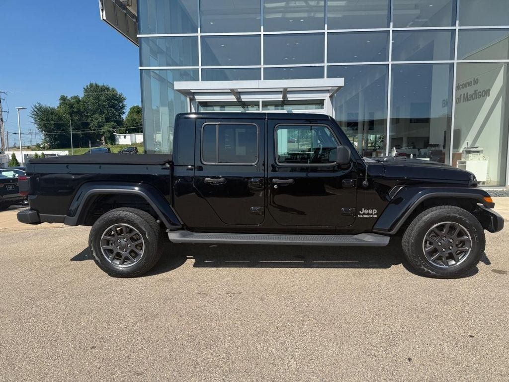 Used 2021 Jeep Gladiator Overland w/ Uconnect 4C Nav & Sound Group AWD/4WD image 2