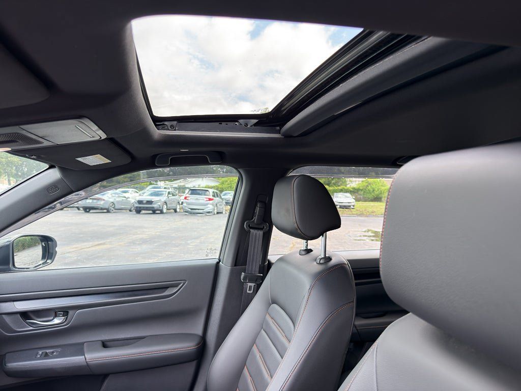 Used 2025 Honda CR-V Sport-L image 16