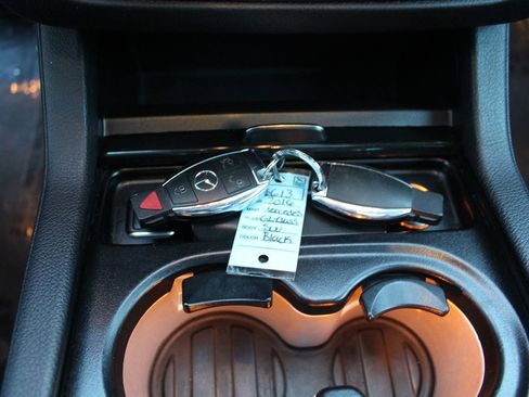 Used 2016 Mercedes-Benz GL 450 4MATIC image 33