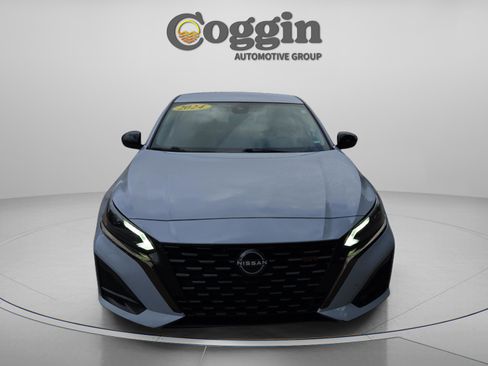 Used 2024 Nissan Altima 2.5 SR image 8