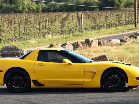 Used 2003 Chevrolet Corvette Z06 w/ Memory Package, 3 Drivers RWD image 29