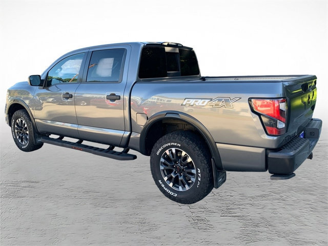 Used 2021 Nissan Titan PRO-4X w/ Pro-4x Convenience Package AWD/4WD image 4