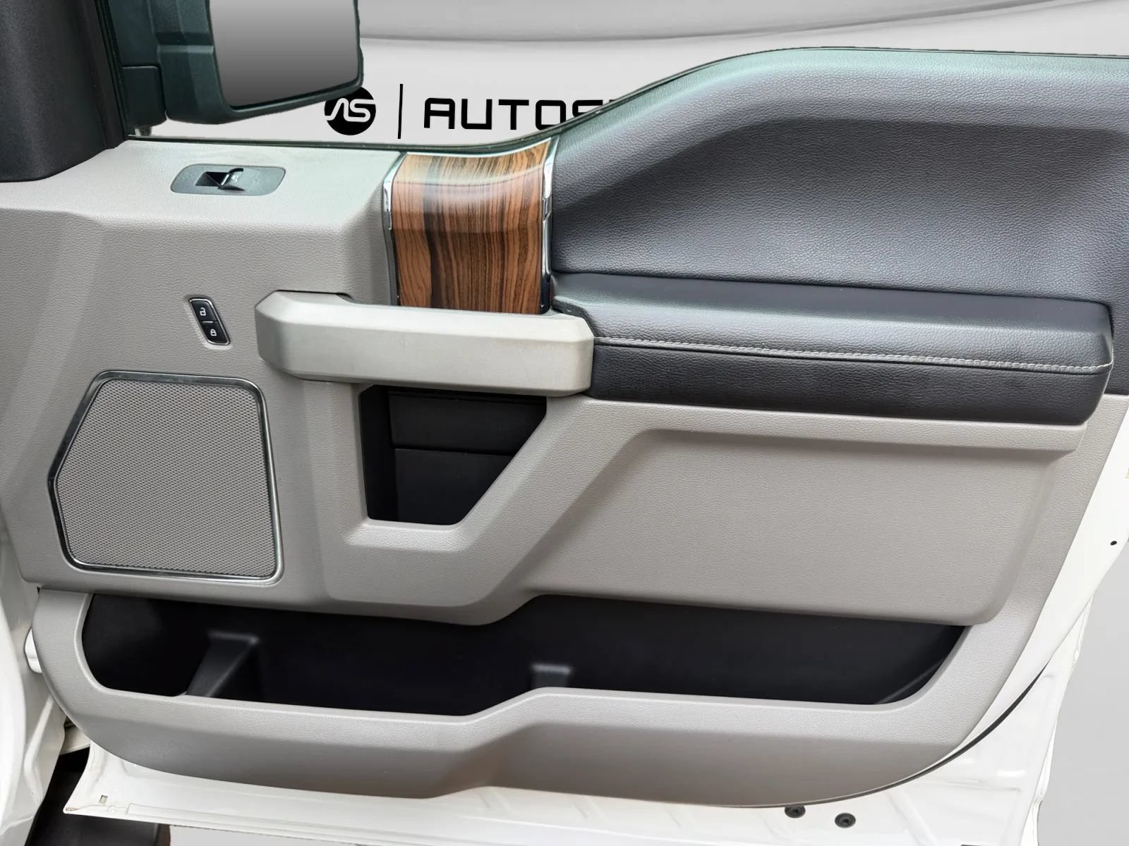 Used 2016 Ford F150 Lariat AWD/4WD image 31