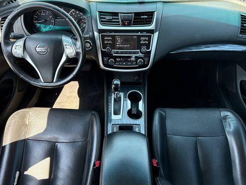 Used 2018 Nissan Altima 2.5 SL FWD image 13
